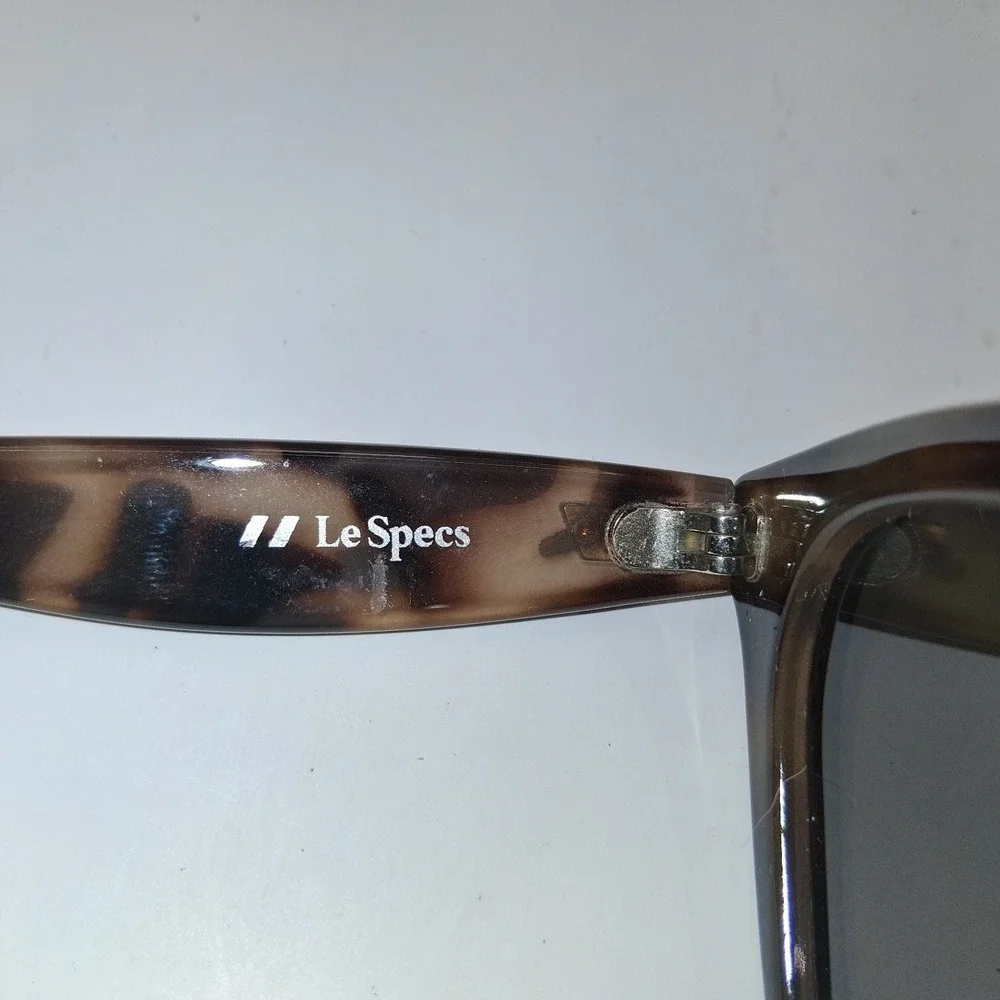 Le Specs Wannabae Women's Brown Tortoise Sunglasses UV Protection